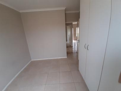 To Let 2 Bedroom Property for Rent in Stellendale Western Cape